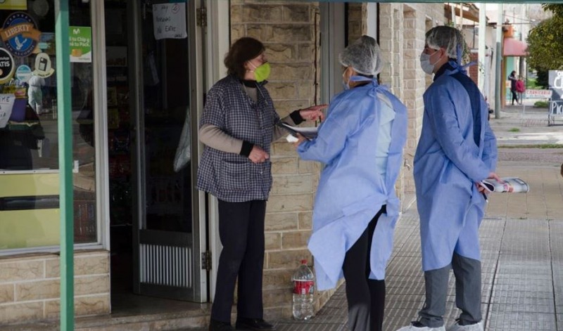 Detectar: en el Barrio Hiplito Yrigoyen se tomaron 21 hisopados